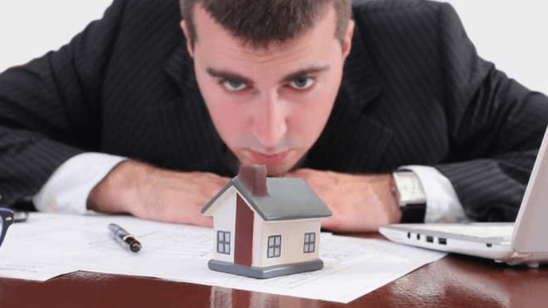 knowing the disadvantages in buying a house 