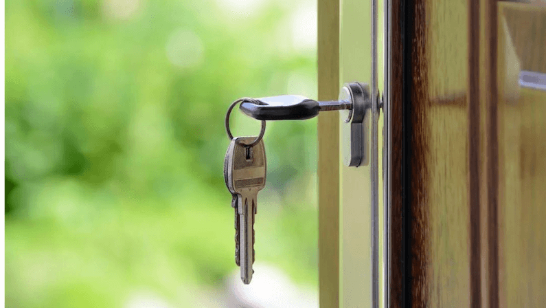 A key in the door